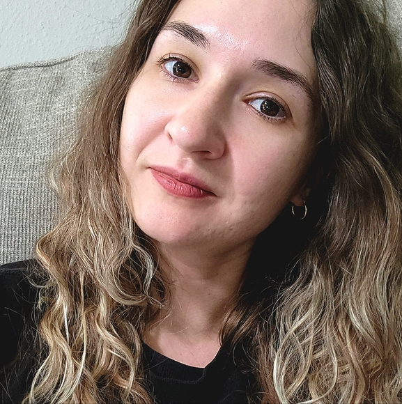 Meet your Posher, Reagan - Picture 1 of 1